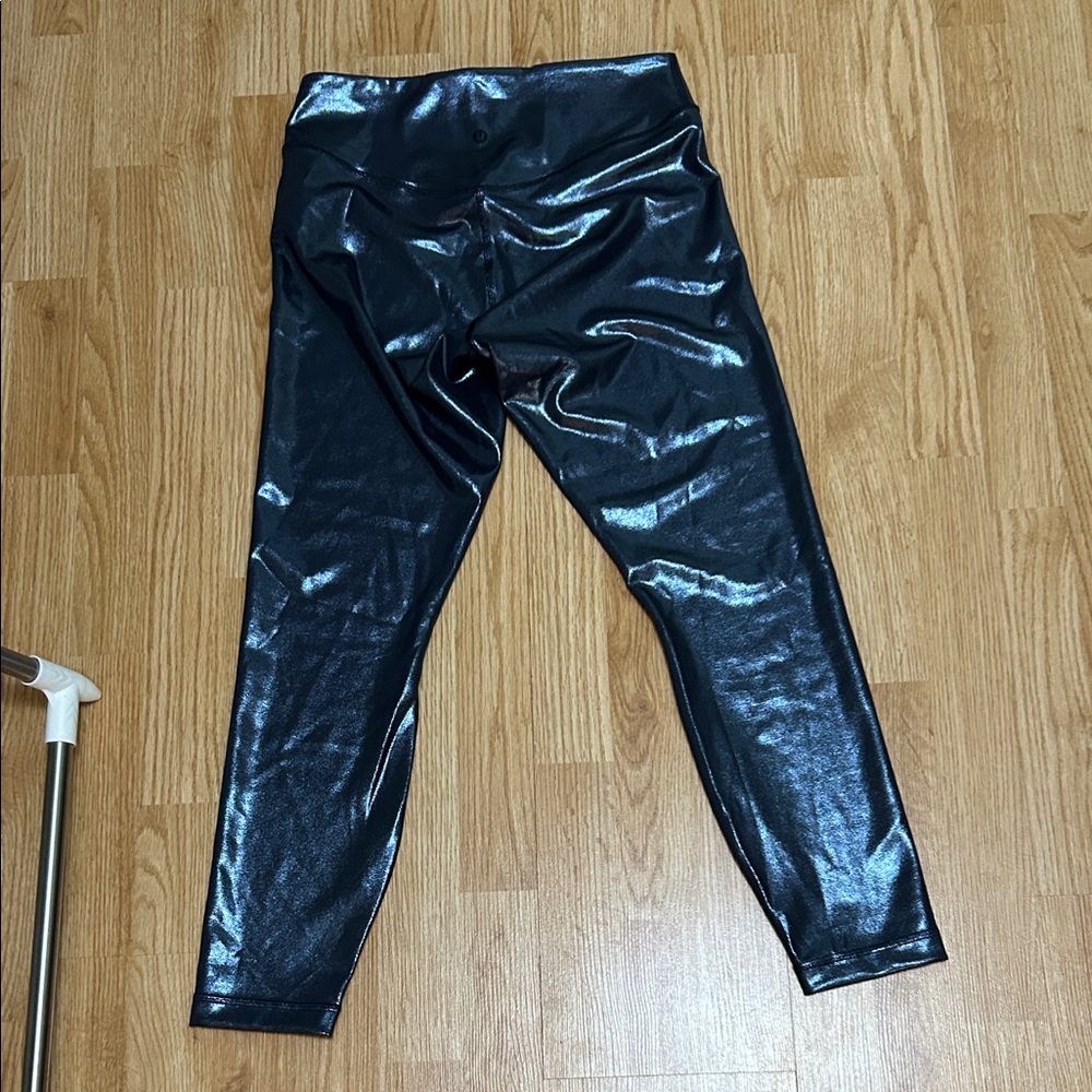 lululemon athletica Metallic Black Leggings - Picture 4 of 4